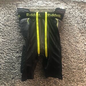 Riddle Youth Black 5 Padded Compression Griddle Size S in Excellent Used Co